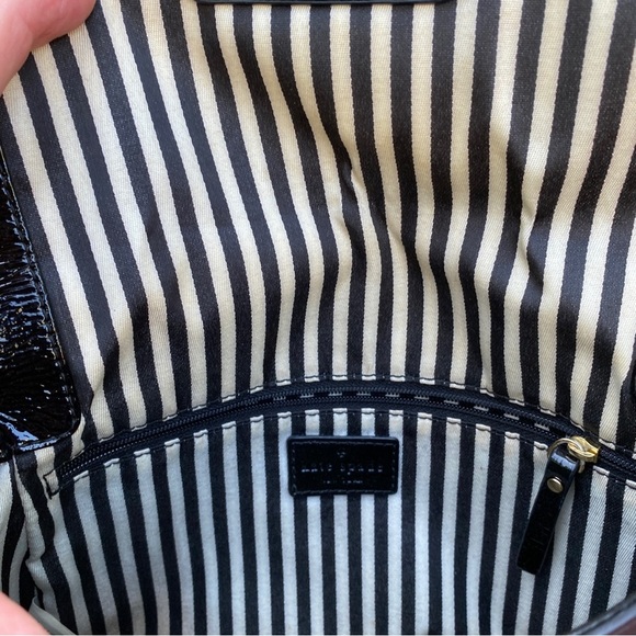 Kate spadeCrossbody Bag with Gold-Toned Hardware - Picture 5 of 8